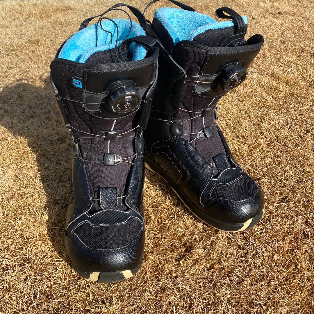 女性用スノーボードブーツ BOAシステム搭載