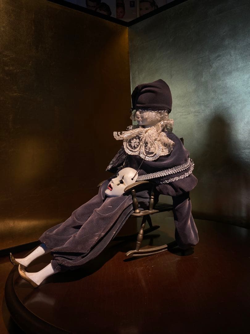 domein『crown』　Italy antique doll