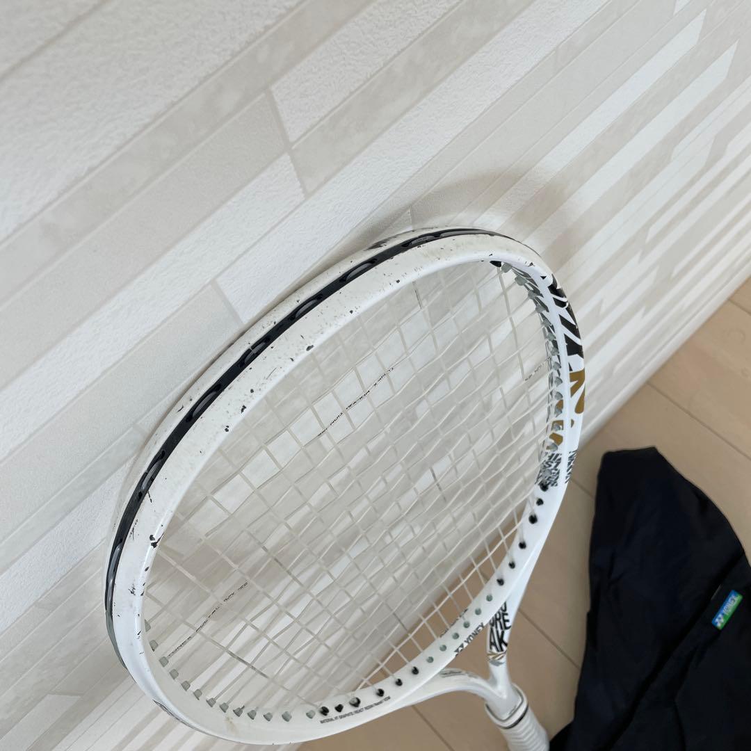 ヨネックス　ジオブレイク70s マットホワイト　ラケットケースあり