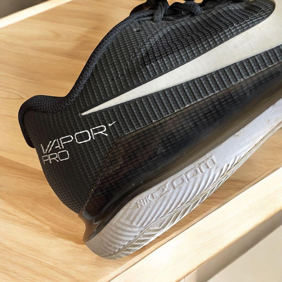 恐竜　ナイキ　テニスシューズ　ズームヴェイパープロ　クレー　オムニ