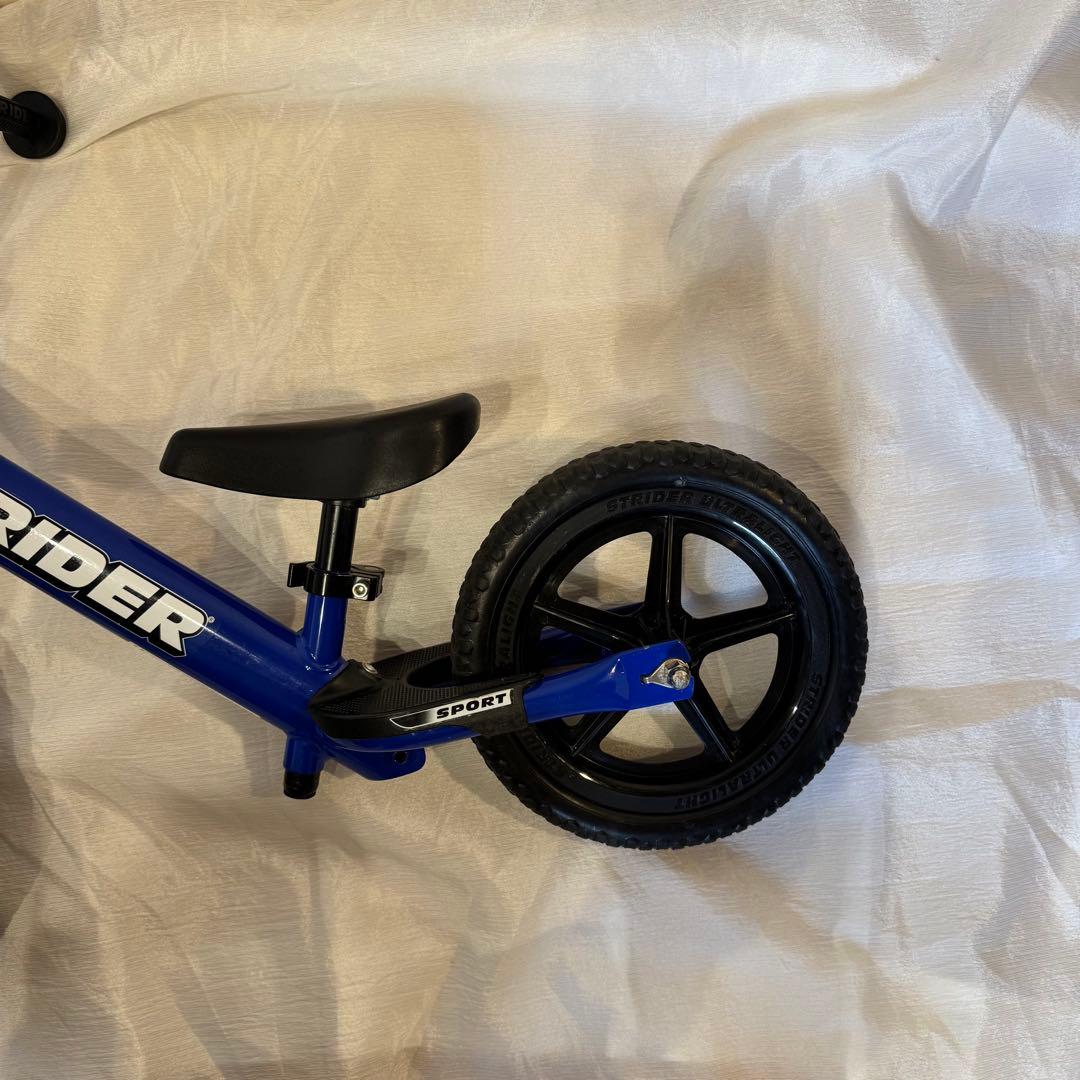 【美品】STRIDER ストライダースポーツ 12 インチ ブルー 青
