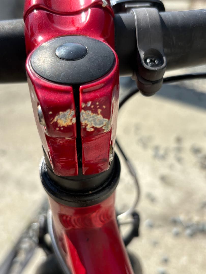 ヒュメ　ヨツバサイクル　赤 22インチ　8段変速