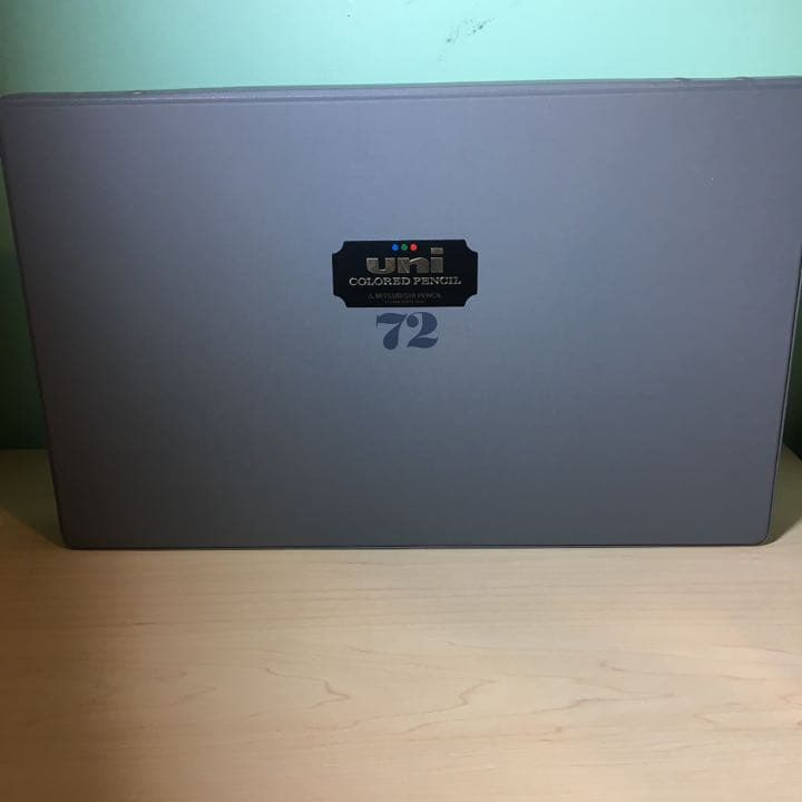ユニカラー　72色セット uni 色鉛筆 72色