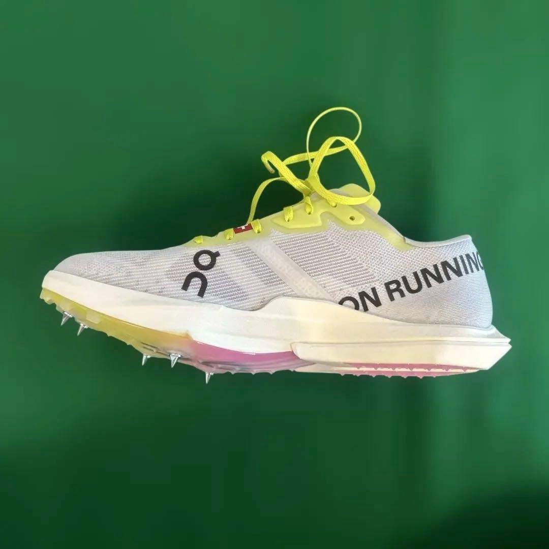 オン クラウドスパイク アンプリウス2 26.5cm