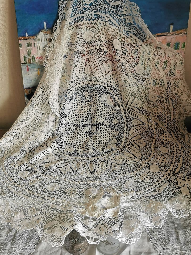 アンティークマルチーズレース 美しいエクリュφ75㎝見事なラージラウンドドイリー