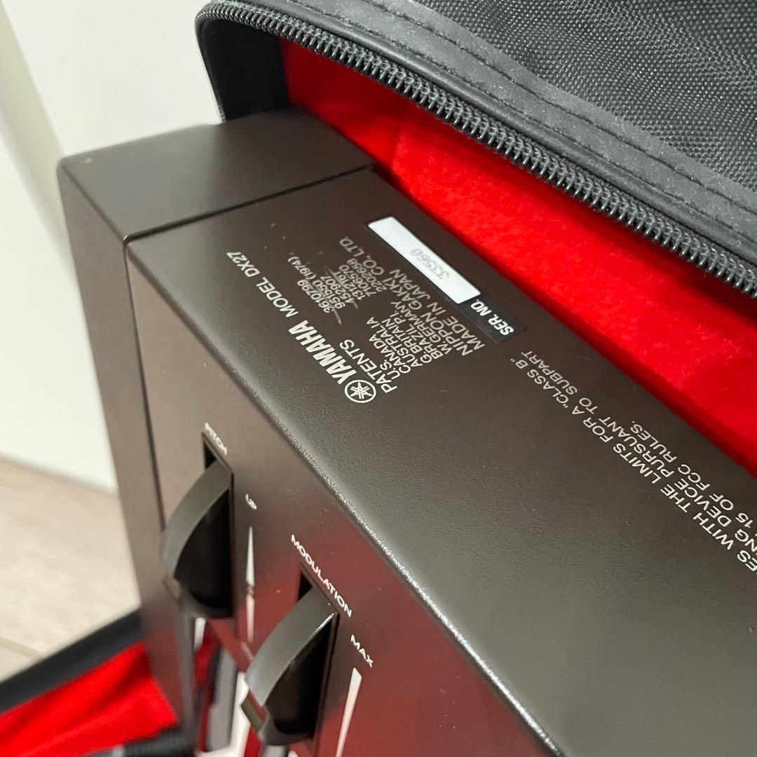 YAMAHA DX27 シンセサイザー