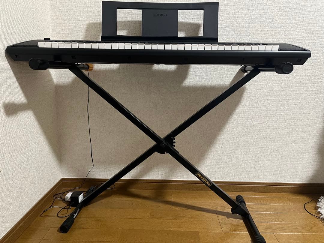 Yamaha 61鍵盤 電子ピアノ X型スタンド付き
