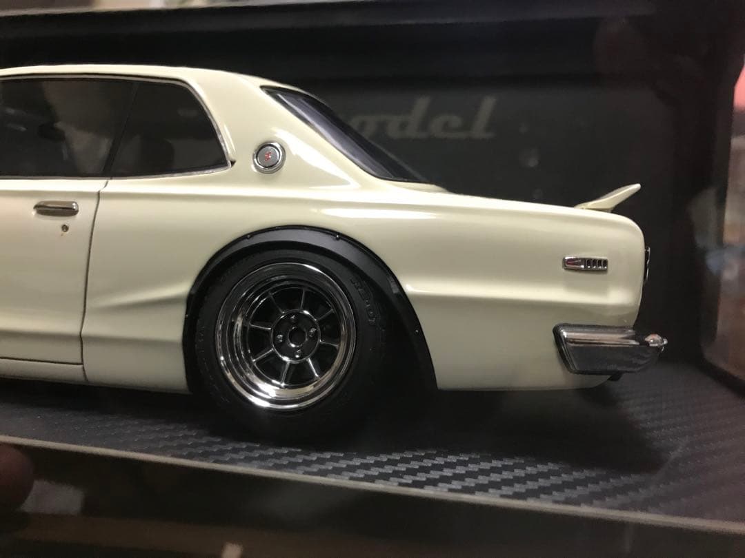 IG0041 1/18 スカイライン 2000 GT-R KPGC10 ホワイト
