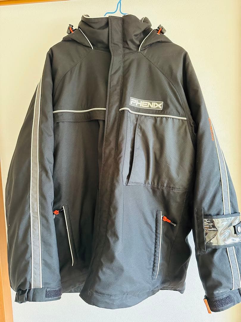 【再値下げ】PHENIX スキーウェア ジャケットとパンツセットLサイズ中古