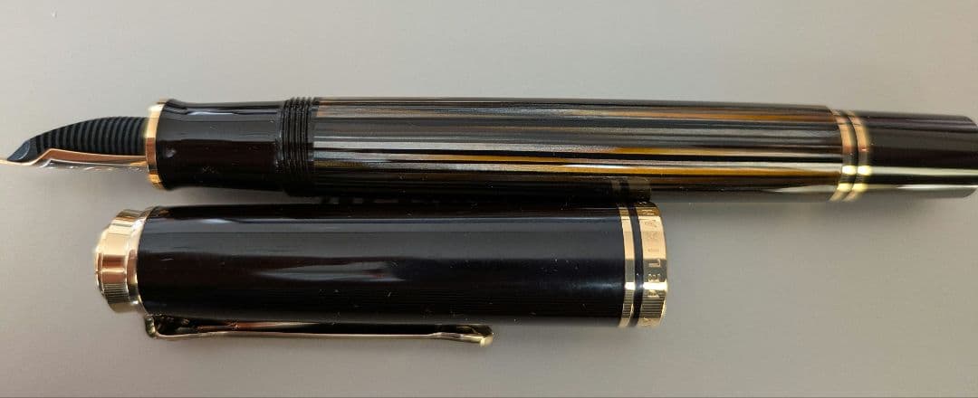 ペリカン 新品未使用　2013年茶縞トータスシェルブラウンM800万年筆B