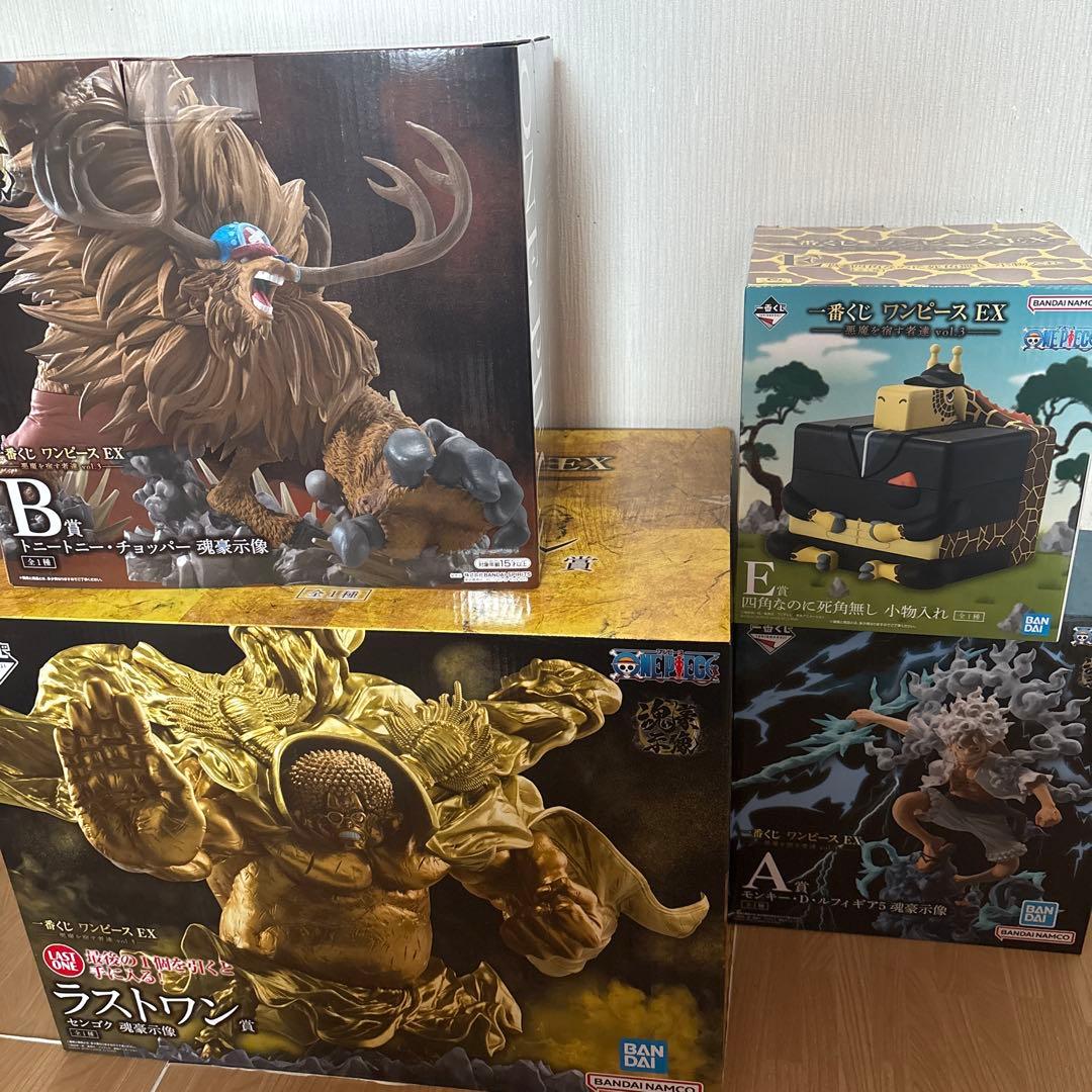 一番くじ　ワンピース　 A賞 ルフィ　B賞チョッパーE賞ラストワン賞　センゴク