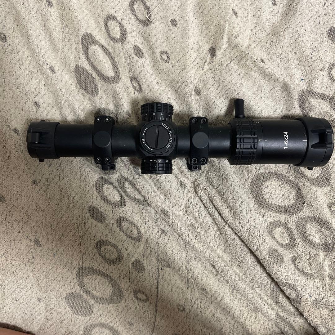 と*し様 VICTOR OPTICS 1-6x24 スコープ (20mmレール対