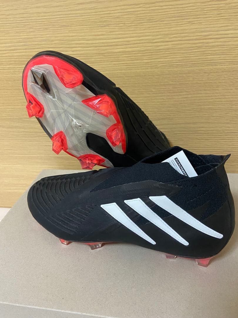 adidas/アディダスプレデター エッジ ADV+ FG 定価:36,300円