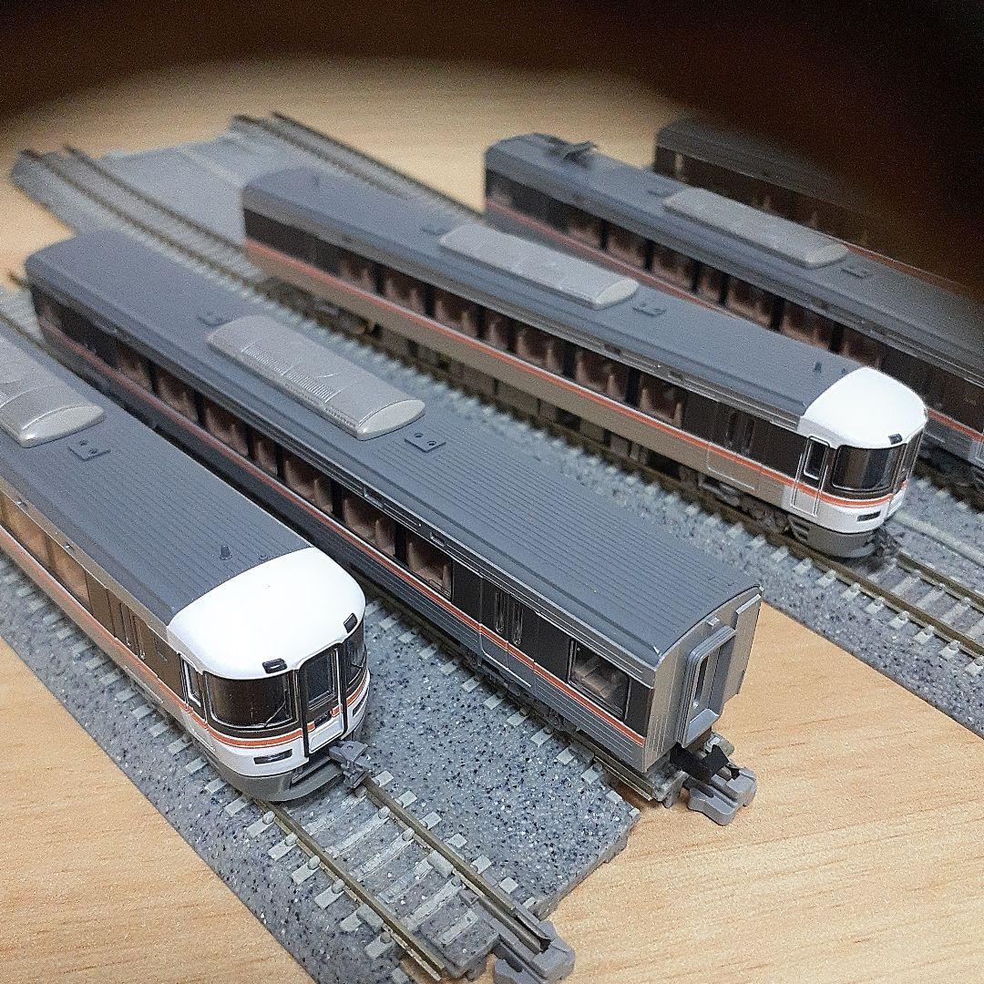 トミックスのNゲージ　373系