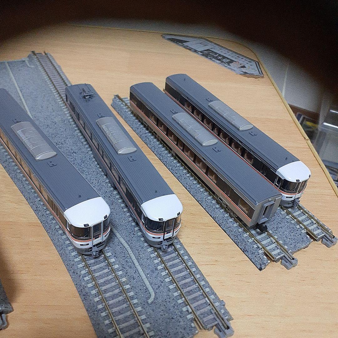 トミックスのNゲージ　373系