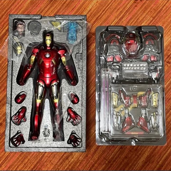 ★『ホットトイズ 1/6スケール アイアンマンマーク7 初回限定生産版』