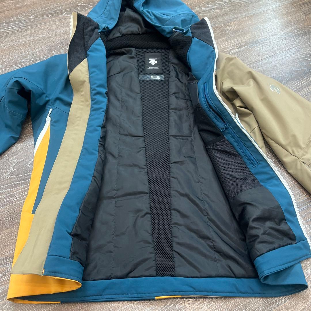 デサント セットアップ　上下　スキーウェア　M 男性　メンズ　sio