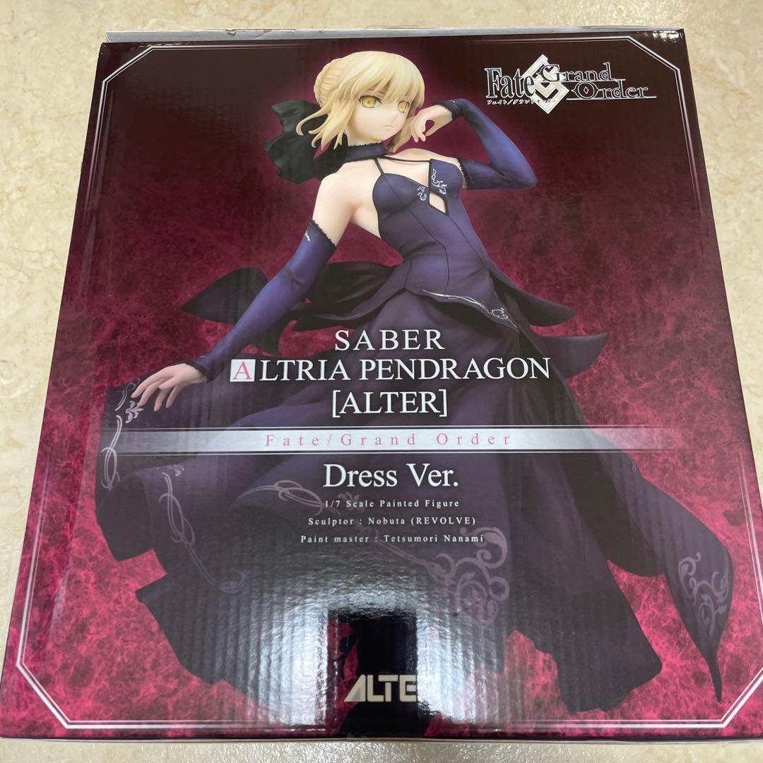 アルター　セイバー／アルトリア・ペンドラゴン［オルタ］　ドレスVer. 開封済み