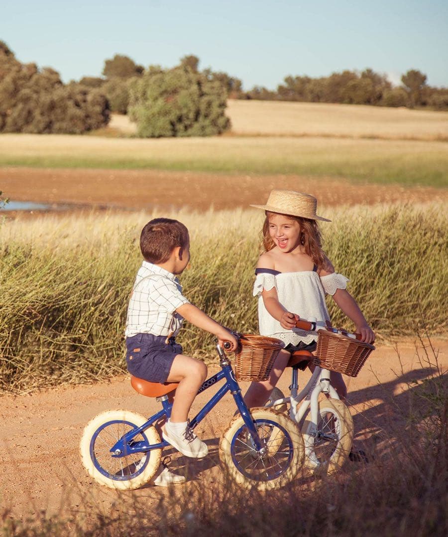 BANWOOD バランスバイク 緑　12インチ