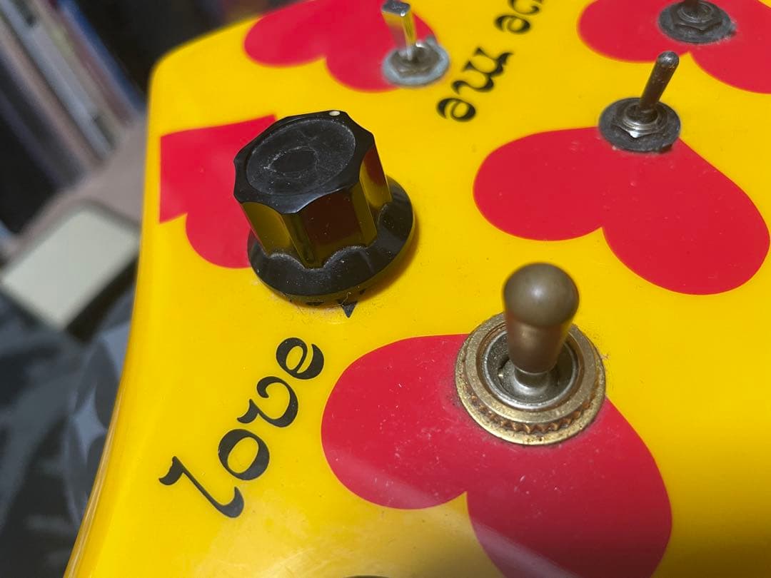 hide MG-145S イエローハート　髑髏ストラップ