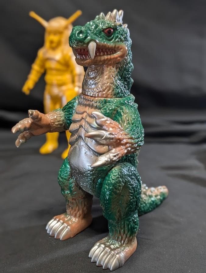 マグマ大使＆灼熱怪獣アロン・大恐竜（ブルマァク復刻）ソフビフィギュア２体セット