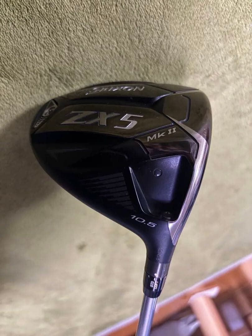 【週末限定値下げ】【人気】スリクソンSrixon ZX5 ドライバー 10.5度