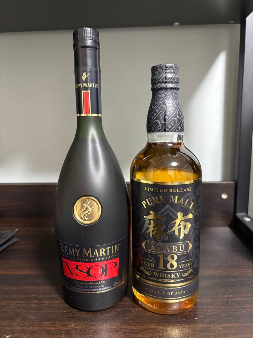 麻布18年 ピュアモルトウイスキー レミーマルタンVSOP