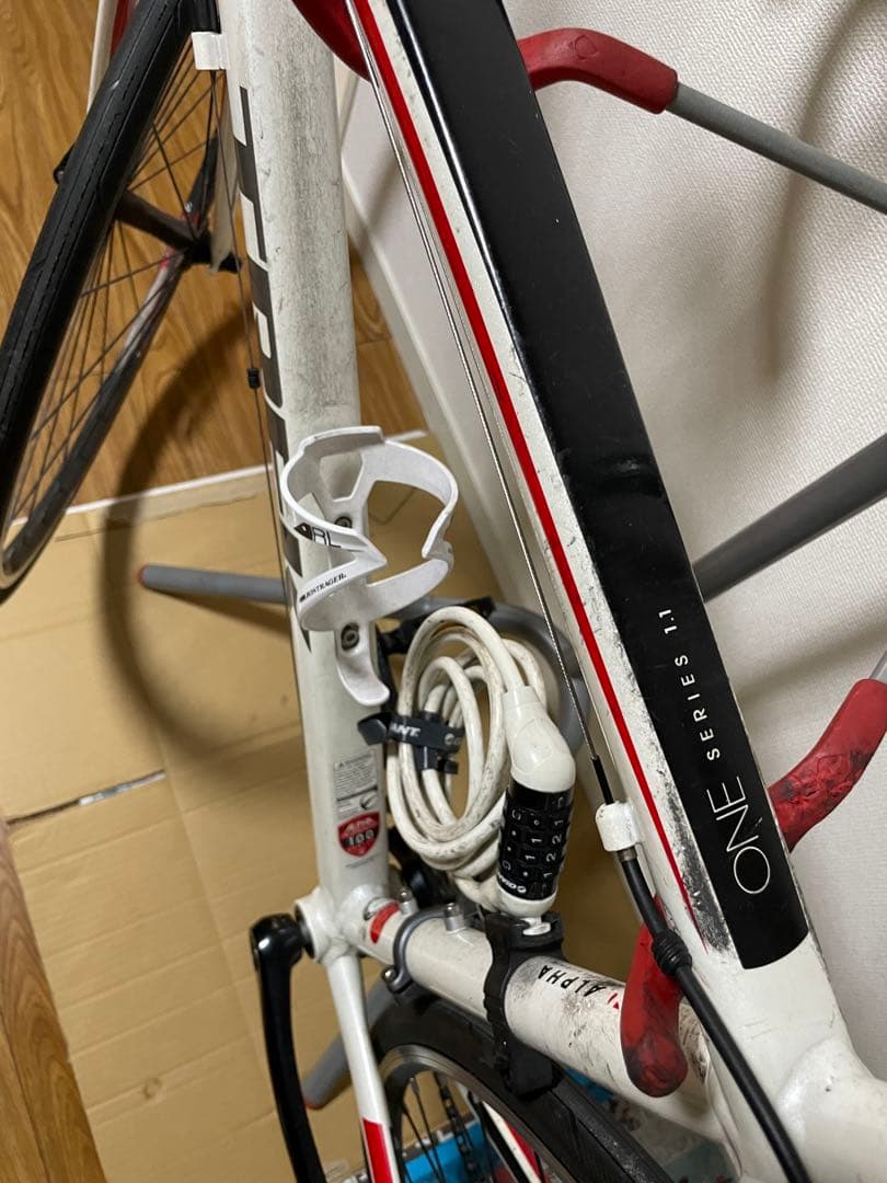 TREK 1.1 ロードバイク