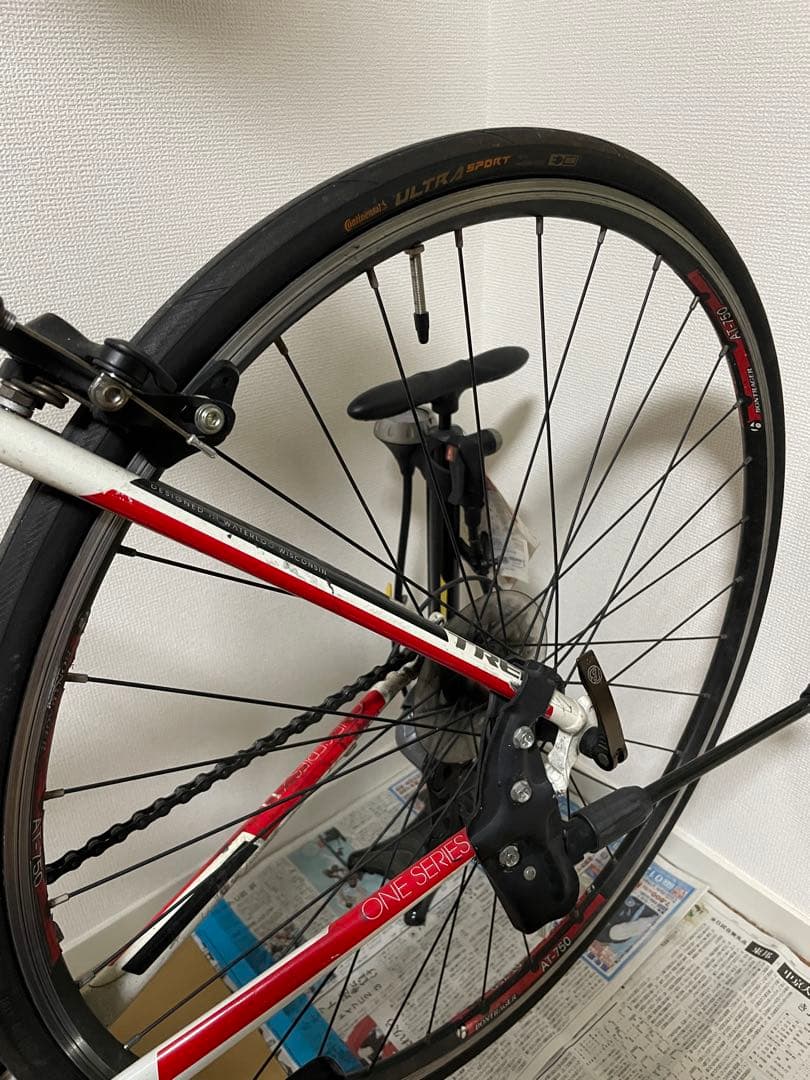 TREK 1.1 ロードバイク