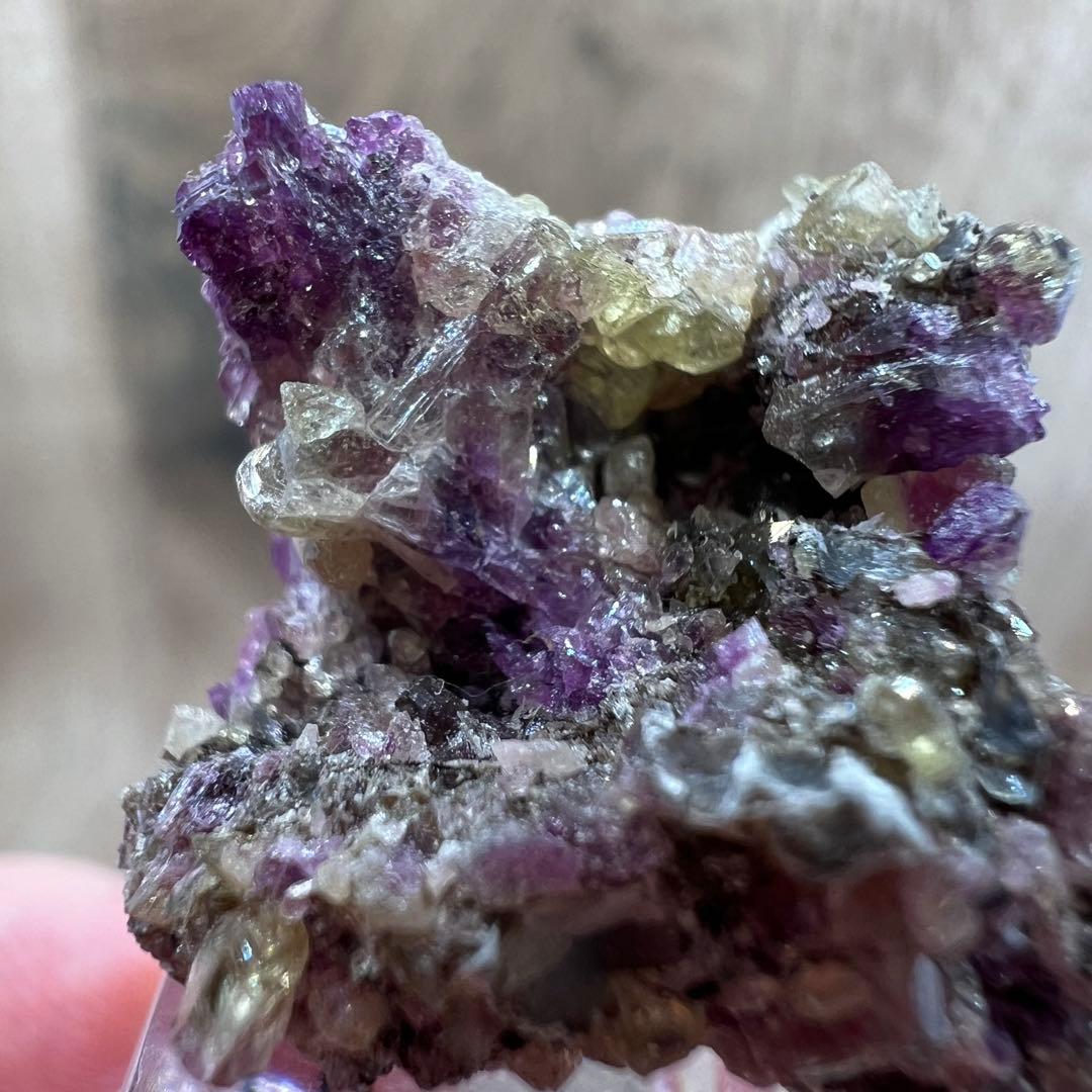 ベスビアナイト A10 鉱物 標本 原石