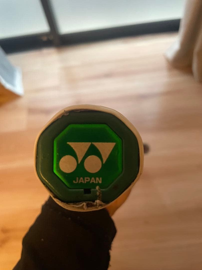 YONEX EZONE 100テニスラケット G2