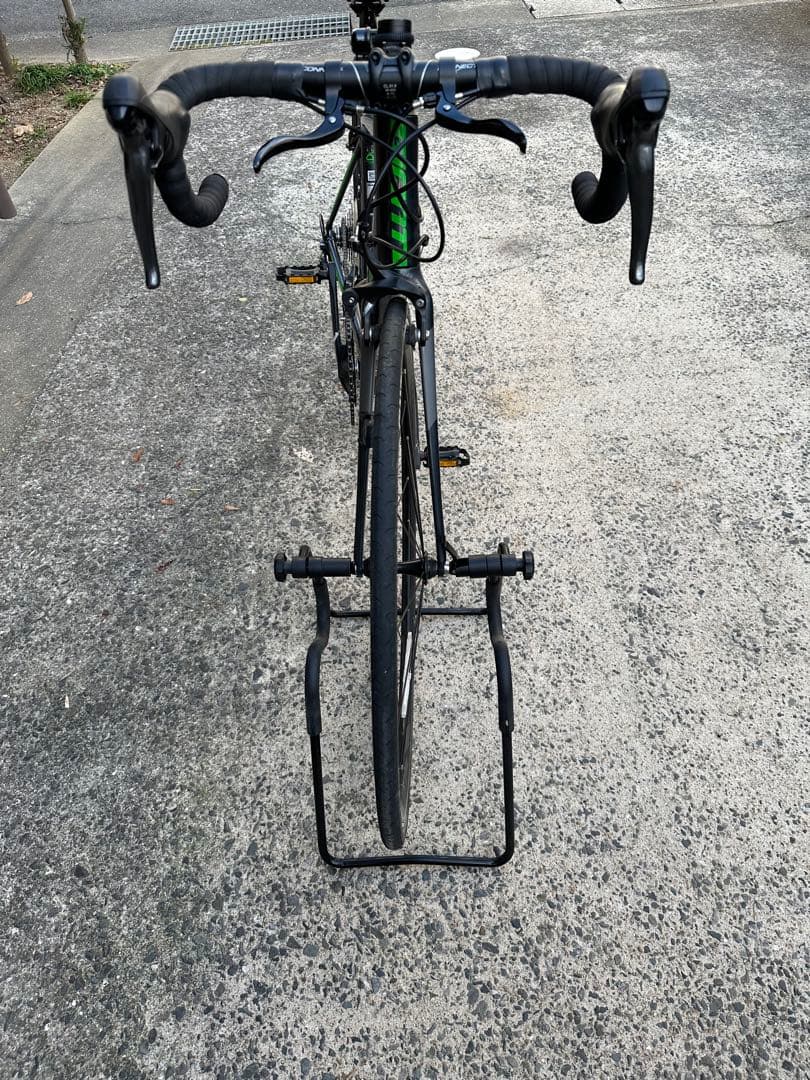 GIANT ロードバイク ブラック/グリーン