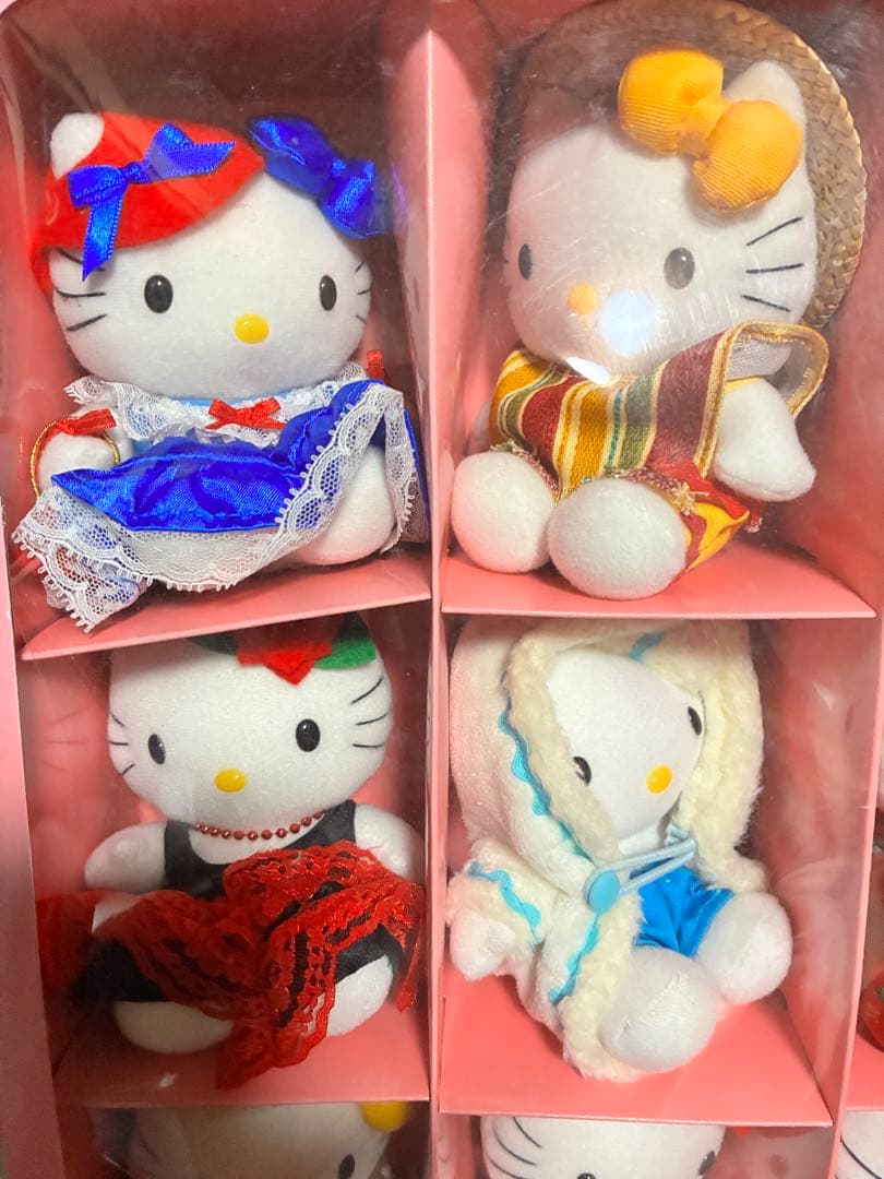希少激レア新品 ハローキティ 世界のハローキティ 12ヵ国 ぬいぐるみ