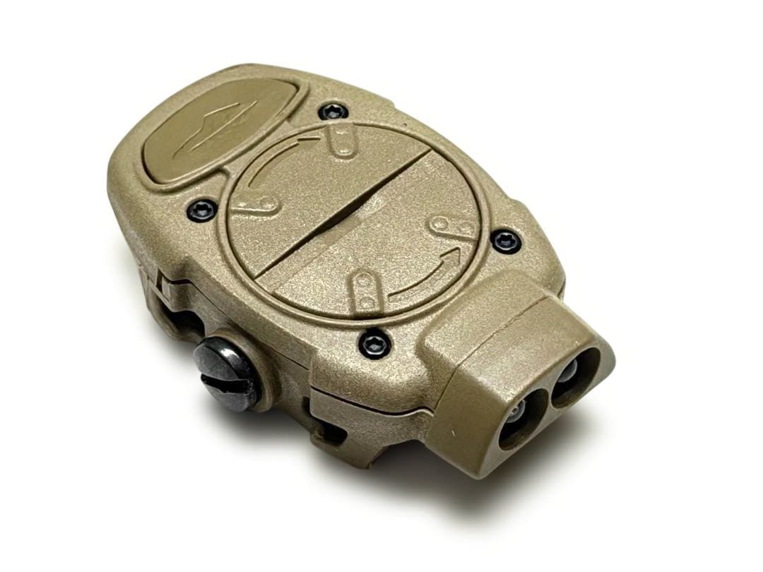 Princeton Tec SWITCH RAIL RED/IR TAN 中古品