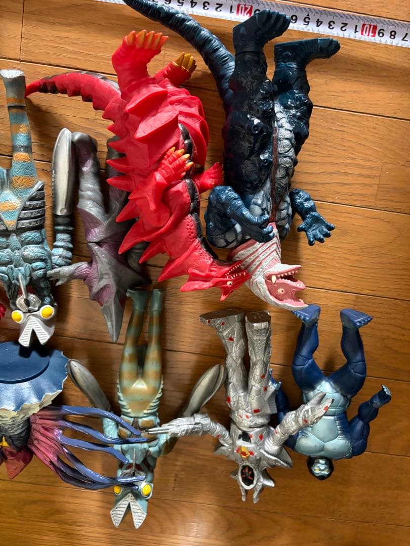 ウルトラマン怪獣フィギュア　ウルトラマンシリーズ　　初期　フィギュア