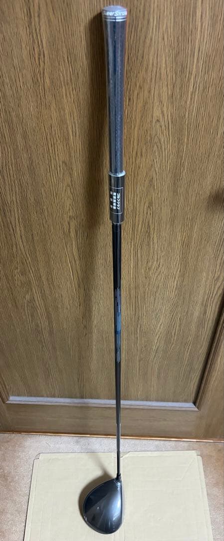 新品未使用 テーラーメイド最新ドライバーQi4D 10.5°REAX MR60S