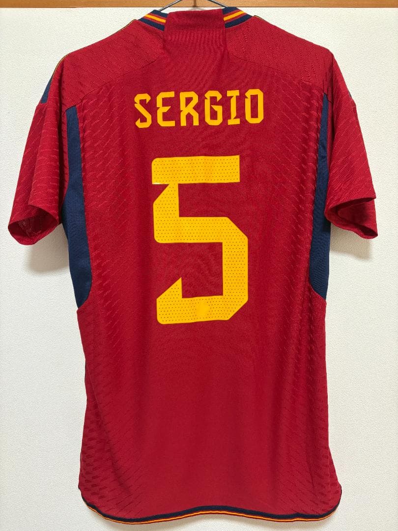 スペイン 代表2022ホーム オーセンティック ユニフォーム、セルヒオ・ブスケツ