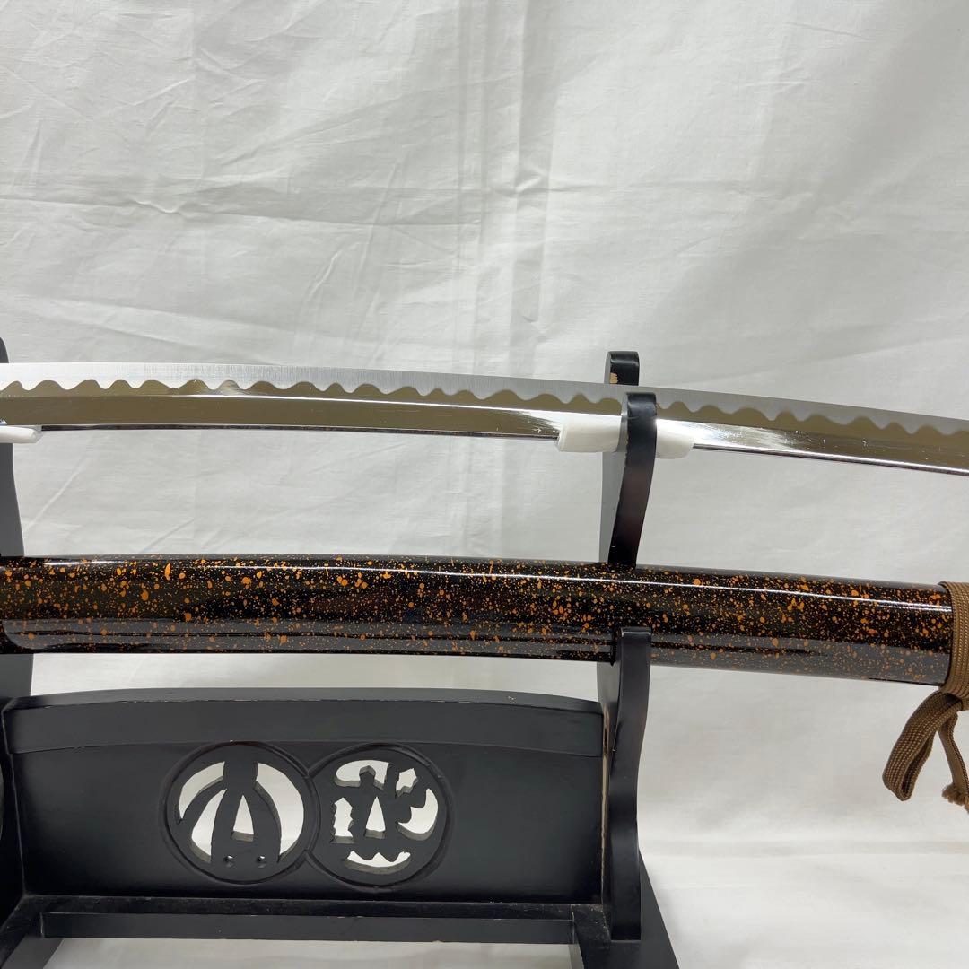 模造刀 二本差し 太刀 脇差 龍鍔 透かし 梨地塗 鞘 互の目 刃紋 高級