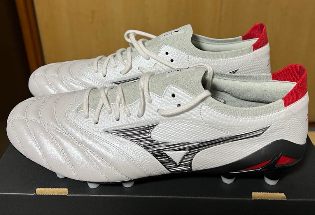 MIZUNO モレリア Neo 4 β JAPAN P1GA234009