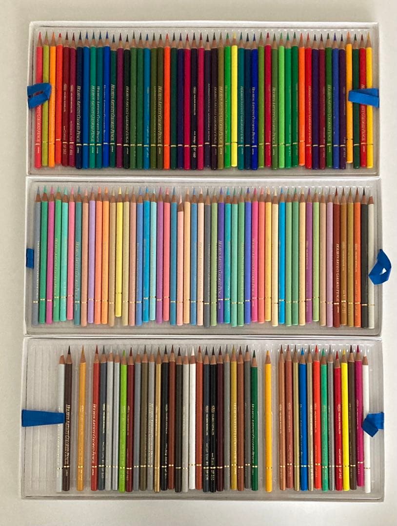 Holbein Artist's Colored Pencil 150色セット