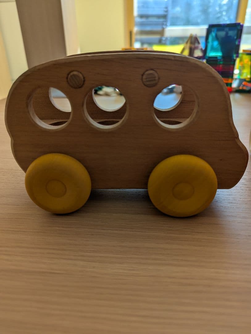木製カラフル車おもちゃ3台セット　グリムス
