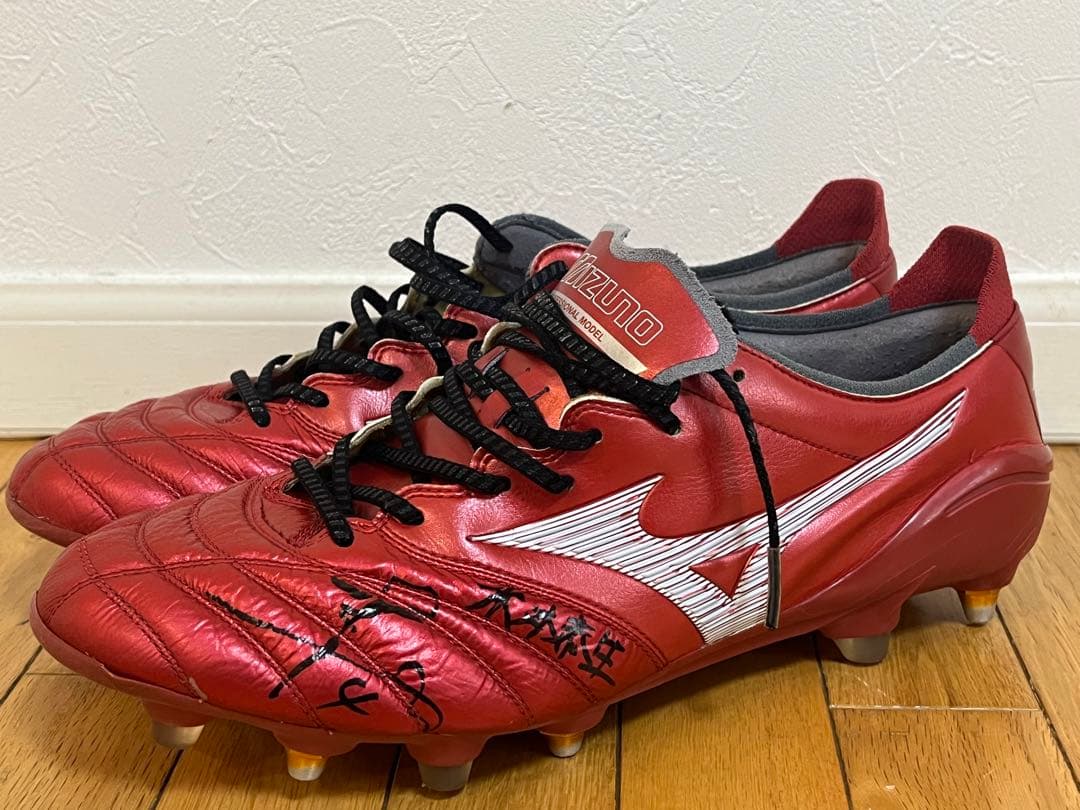 Mizuno サッカーシューズ FC東京の木本選手のサイン入りです。