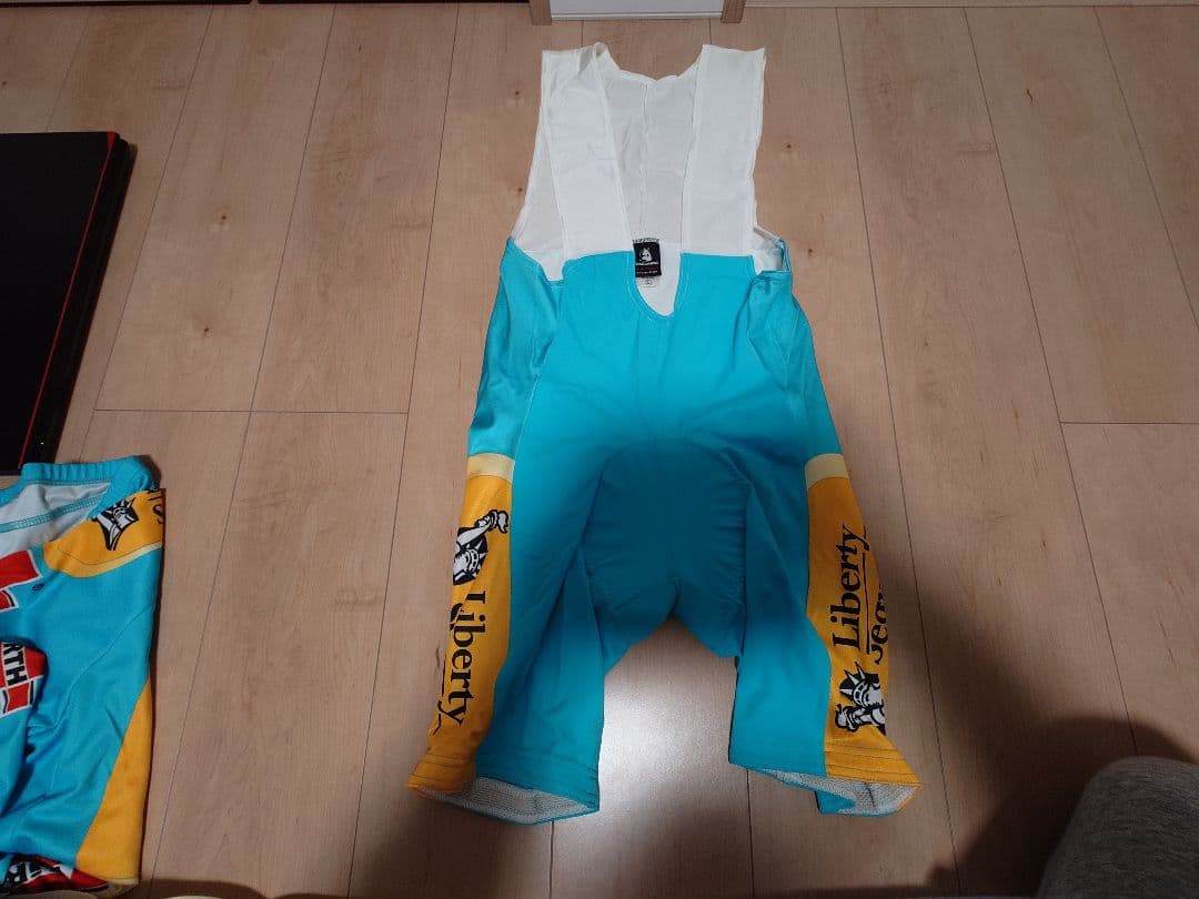 【新品】Liberty Seguros サイクルジャージ 上下セット サイズL