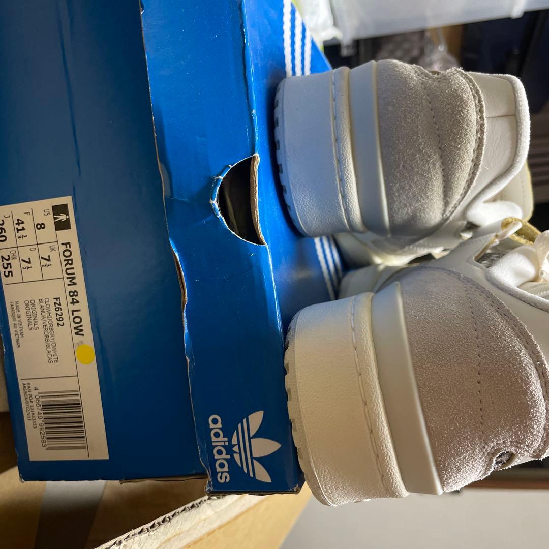 SNS × adidas forum 84 スニーカー