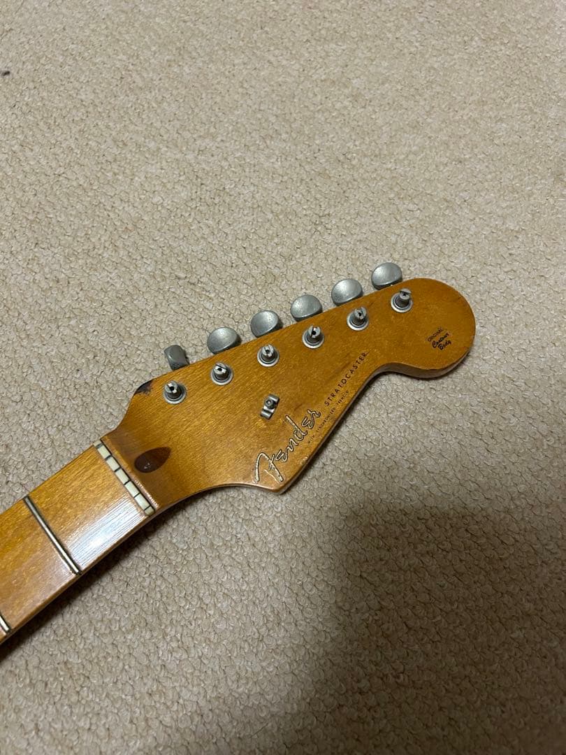 fender american vintage 57 ネックとボディ