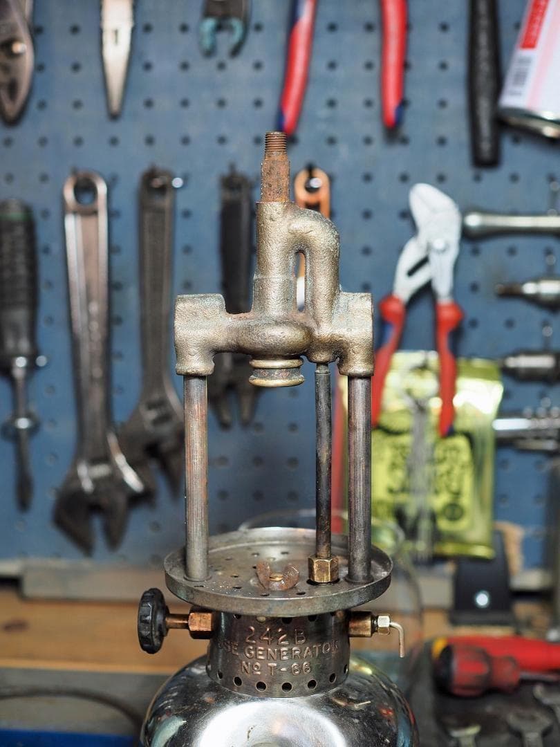 燃焼絶好調1950年12月製 カナダコールマン 242B エンボスカラー s33