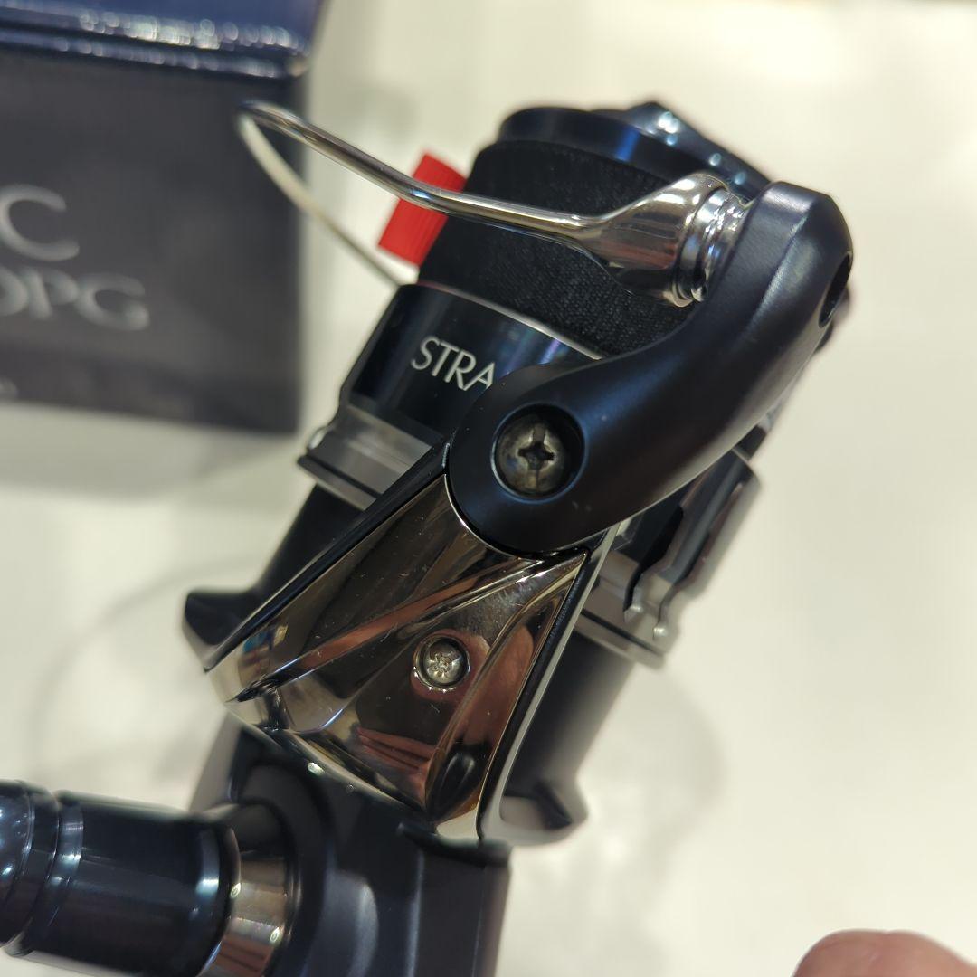 【美品】20ストラディックSW 8000PG