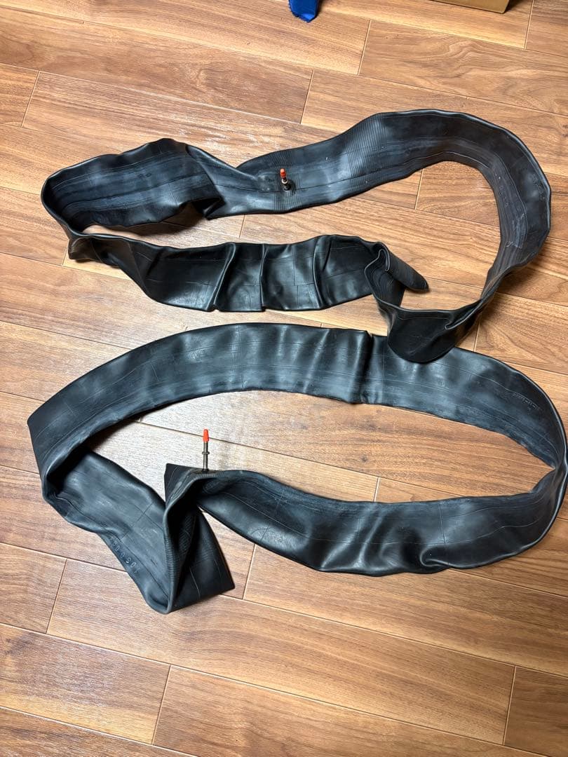 SURLY サーリー NATE 26×4.0 ファットバイクタイヤ・チューブ2本