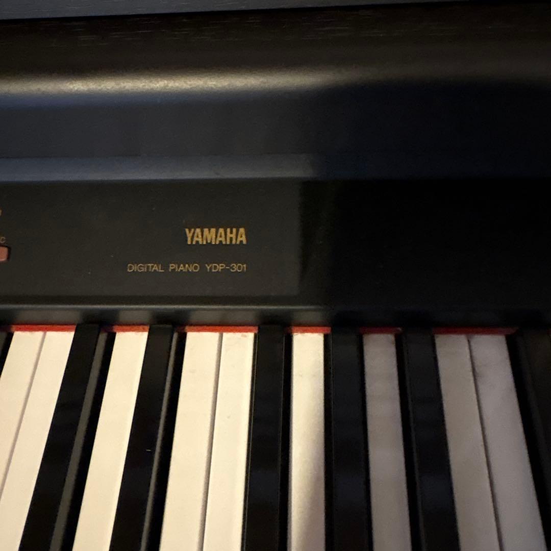 YAMAHAデジタルピアノ 黒 YDP-301