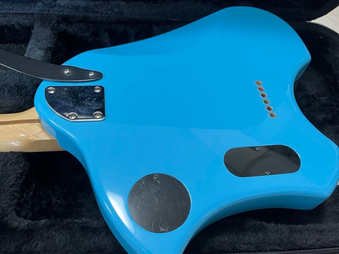  Guitar モデル ケース付 軽量 クラインギタータイプ